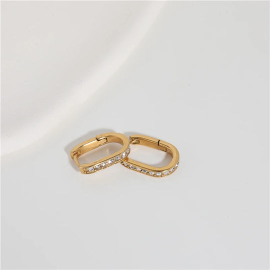 Slim. Hoops detail