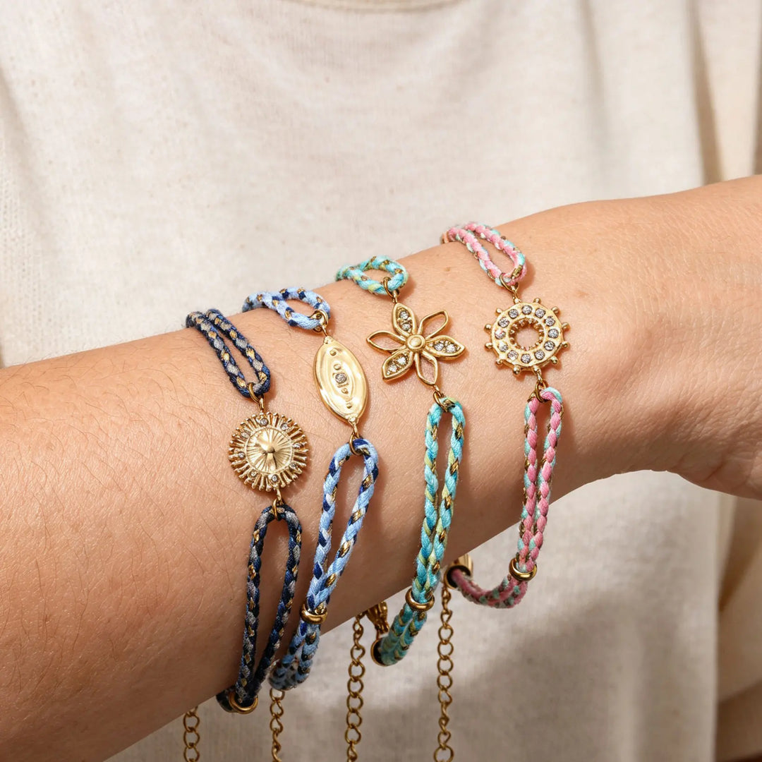 Solstice. Bracelet detail