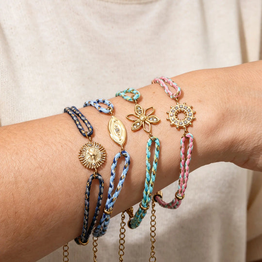 Solstice. Bracelet detail