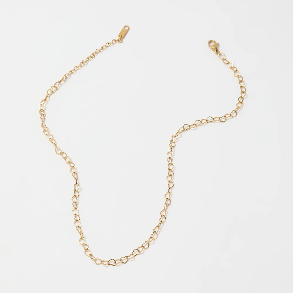 Adore. Choker