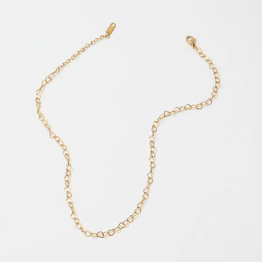 Adore. Choker