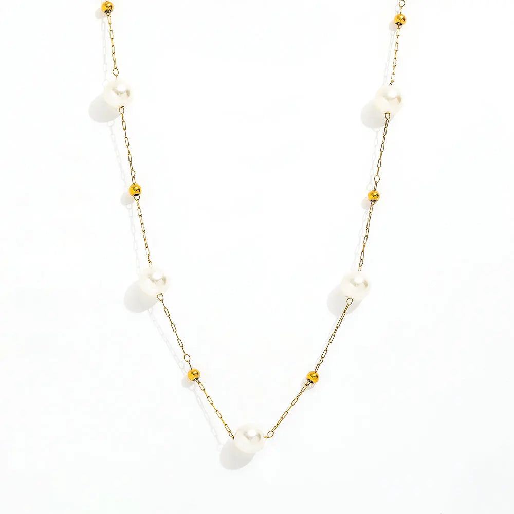 Orbit. Necklace detail