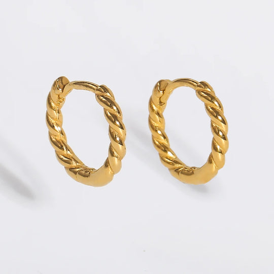 Thread. Hoops detail