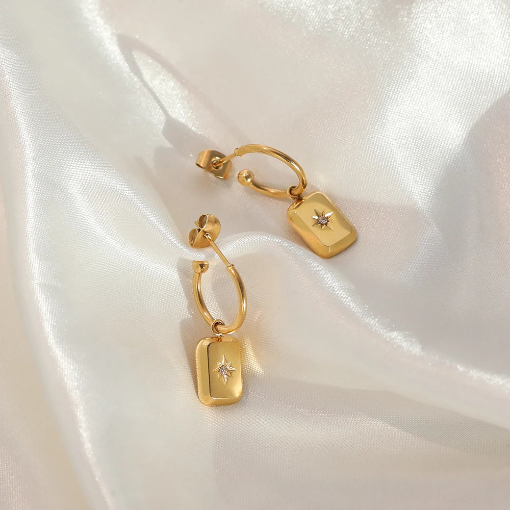 Vertex. Hoops detail