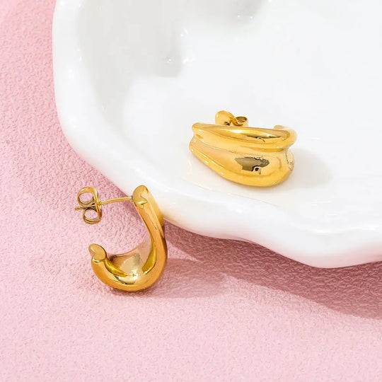 Drip. Hoops worn