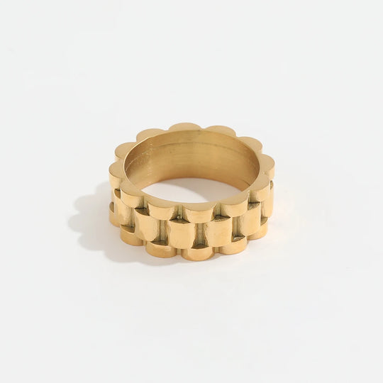 Fuse. Ring