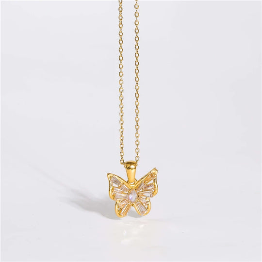 Flutter. Necklace detail