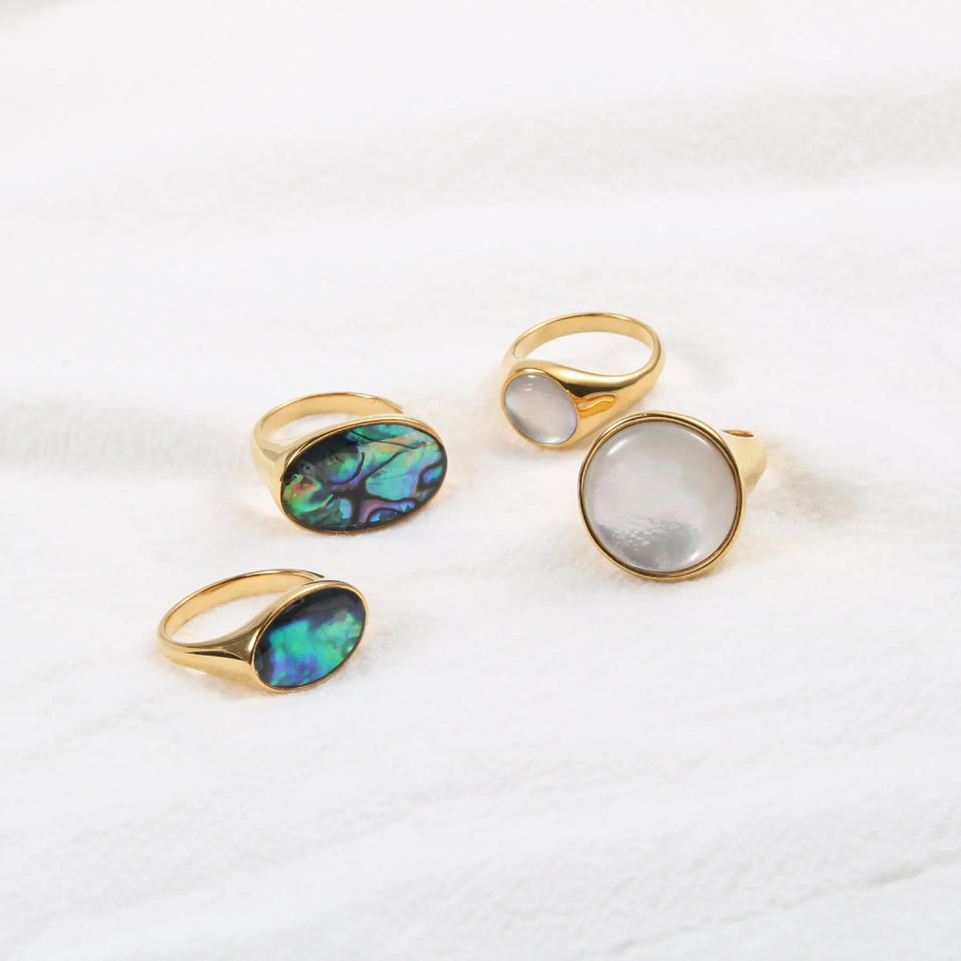 Cameo. Ring detail