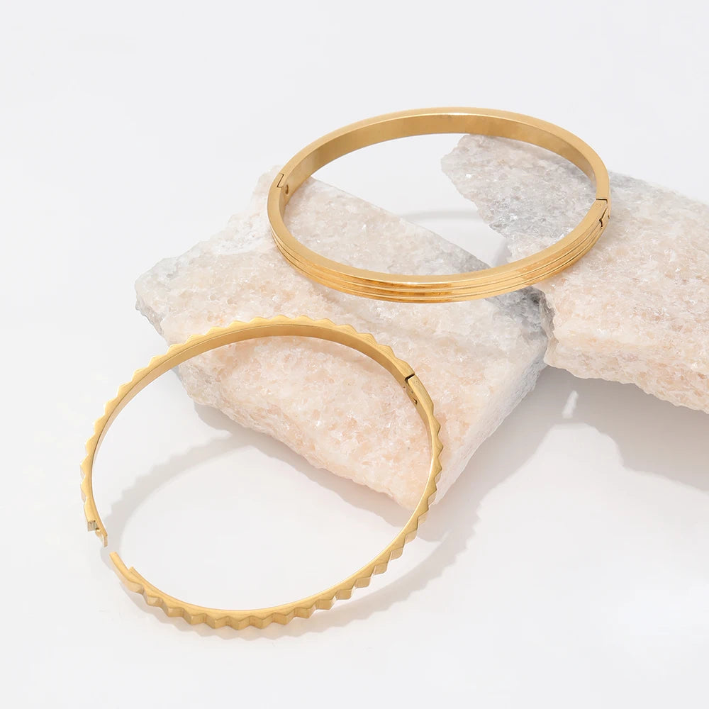 Notch. Bangle worn