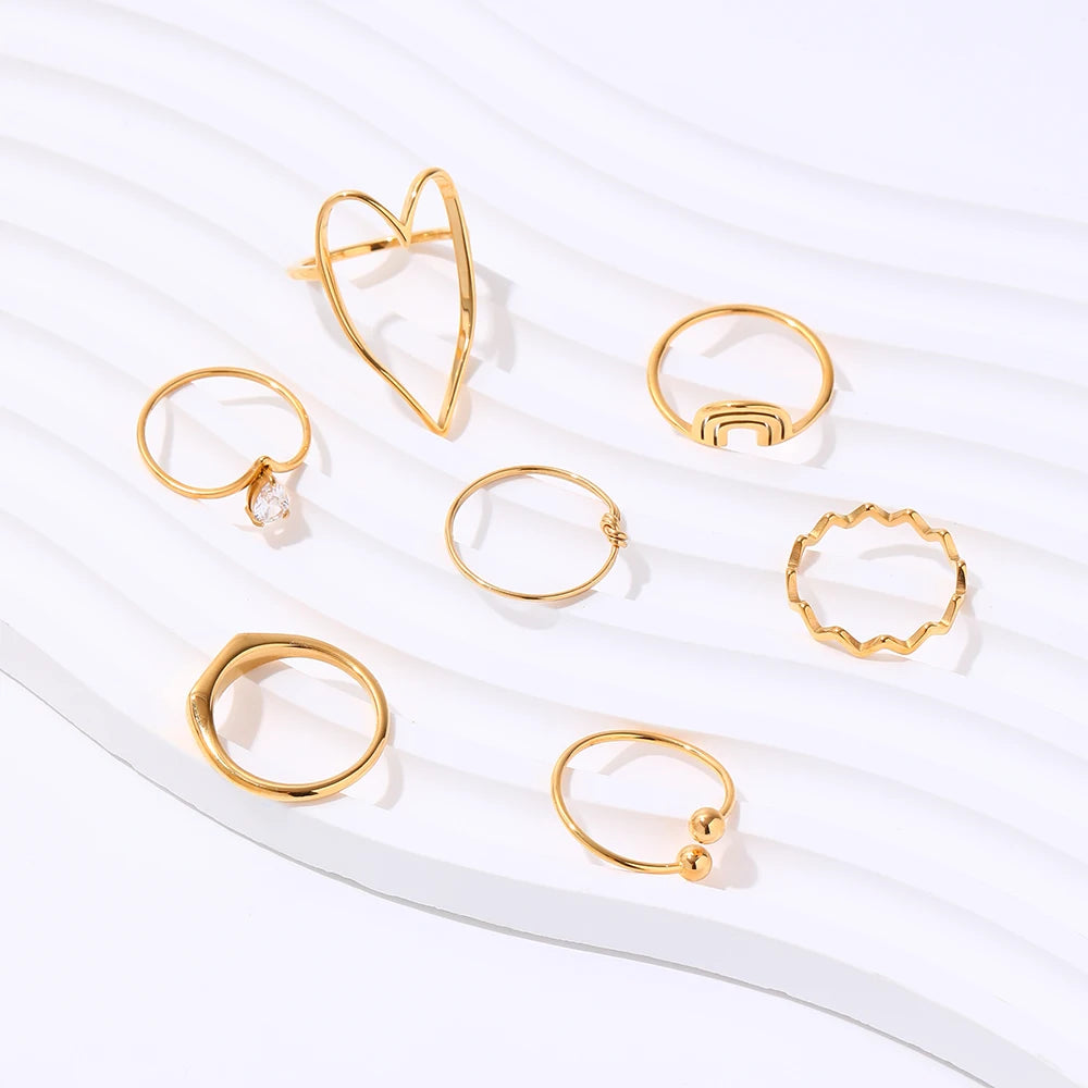 Sculpt. Ring worn