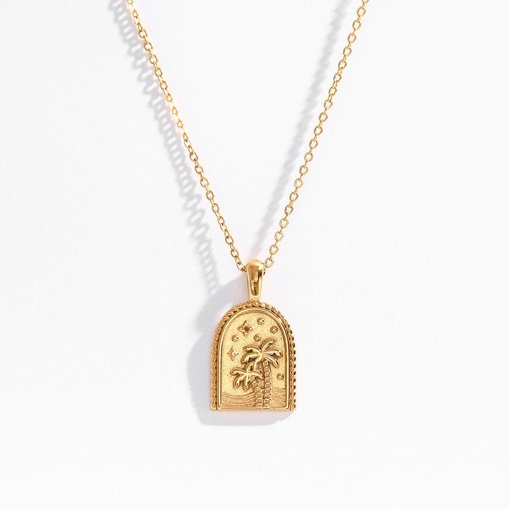 Oasis. Necklace detail