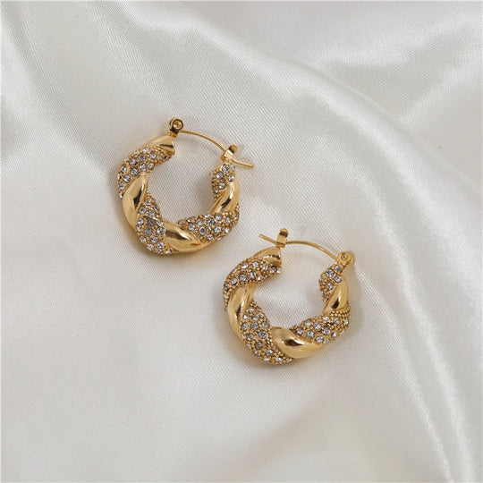 Twist. Hoops