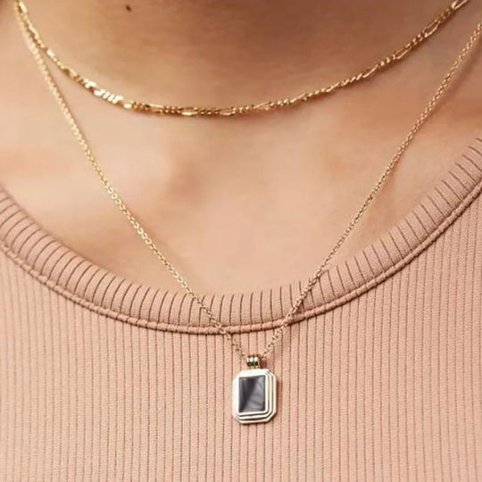 Tier. Necklace