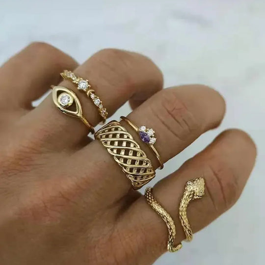 Gaze. Ring