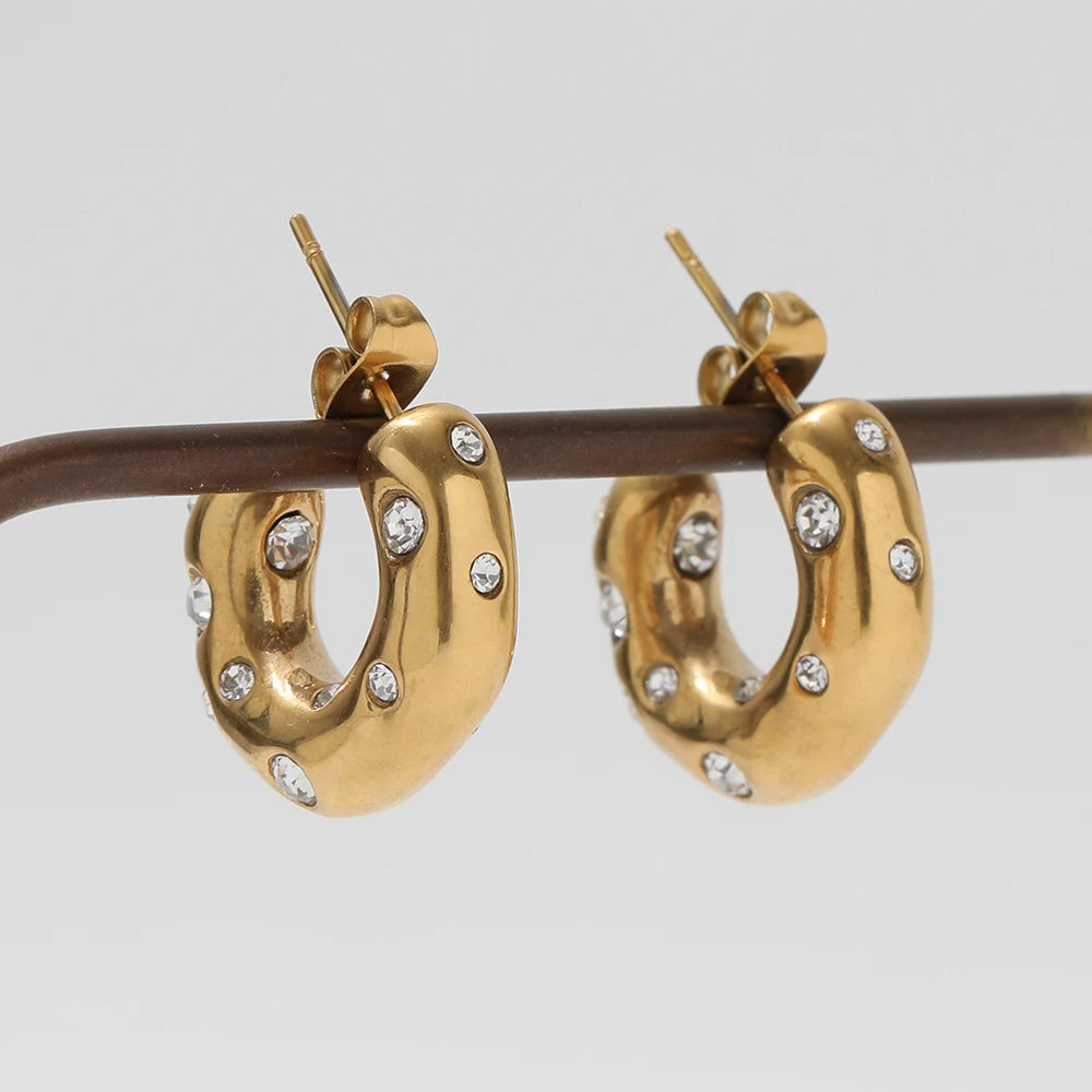 Reverie. Hoops