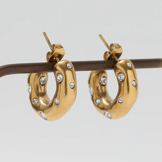 Reverie. Hoops