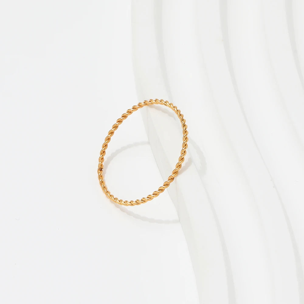 Filament. Ring detail