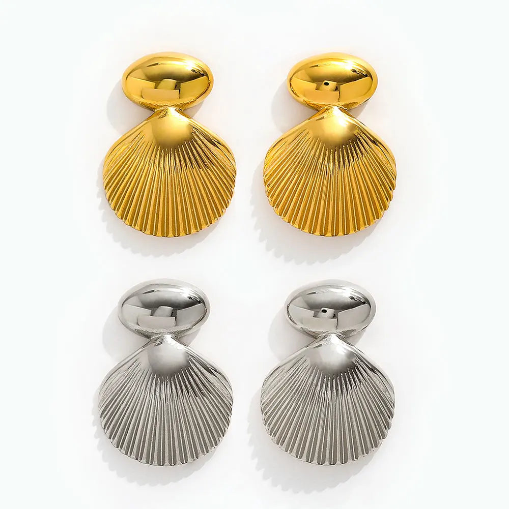 Facet. Studs detail
