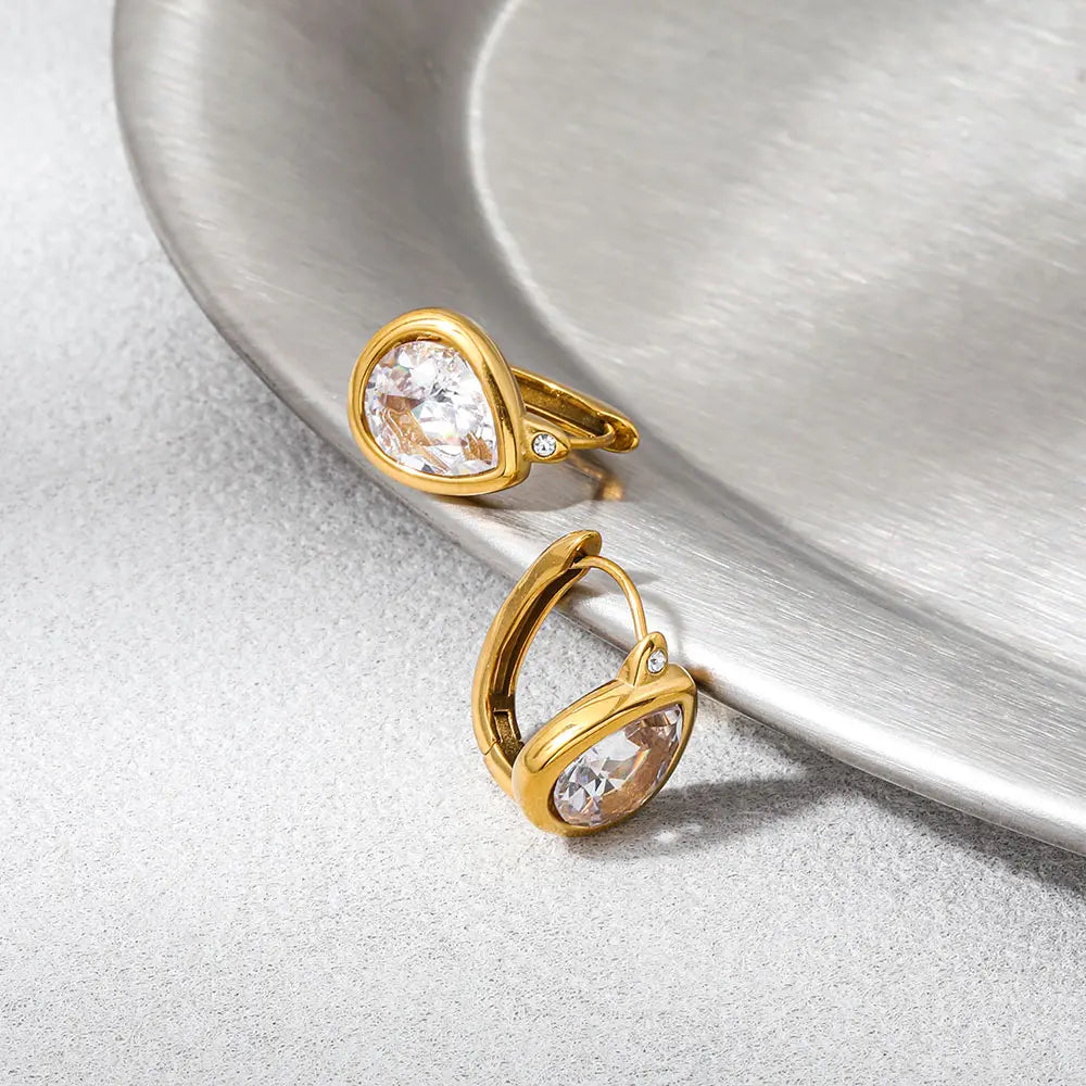 Halo. Hoops detail