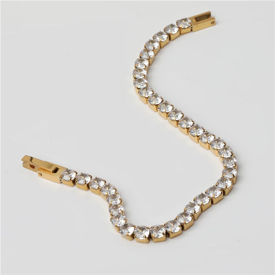 Glace. Bracelet worn