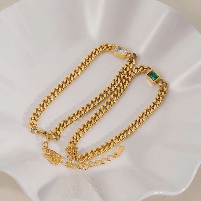 Vault. Bracelet worn