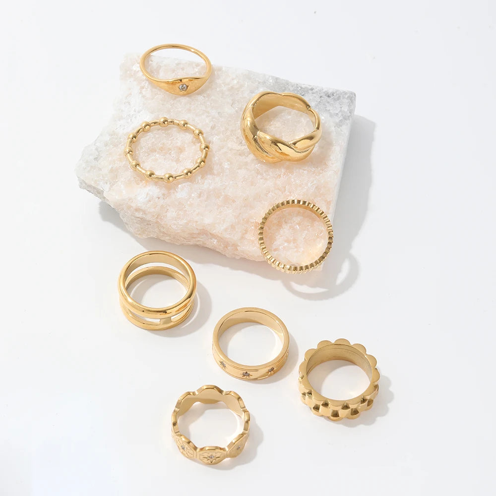 Fuse. Ring worn