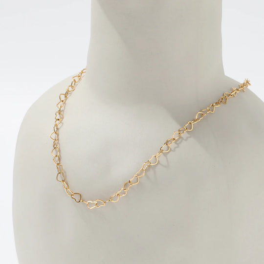 Adore. Choker