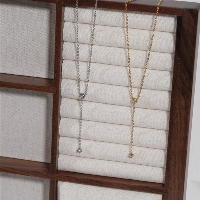 Drape. Necklace