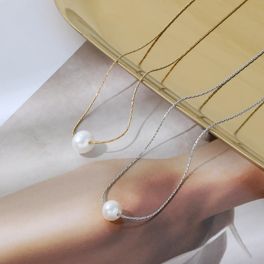 Mist. Necklace detail