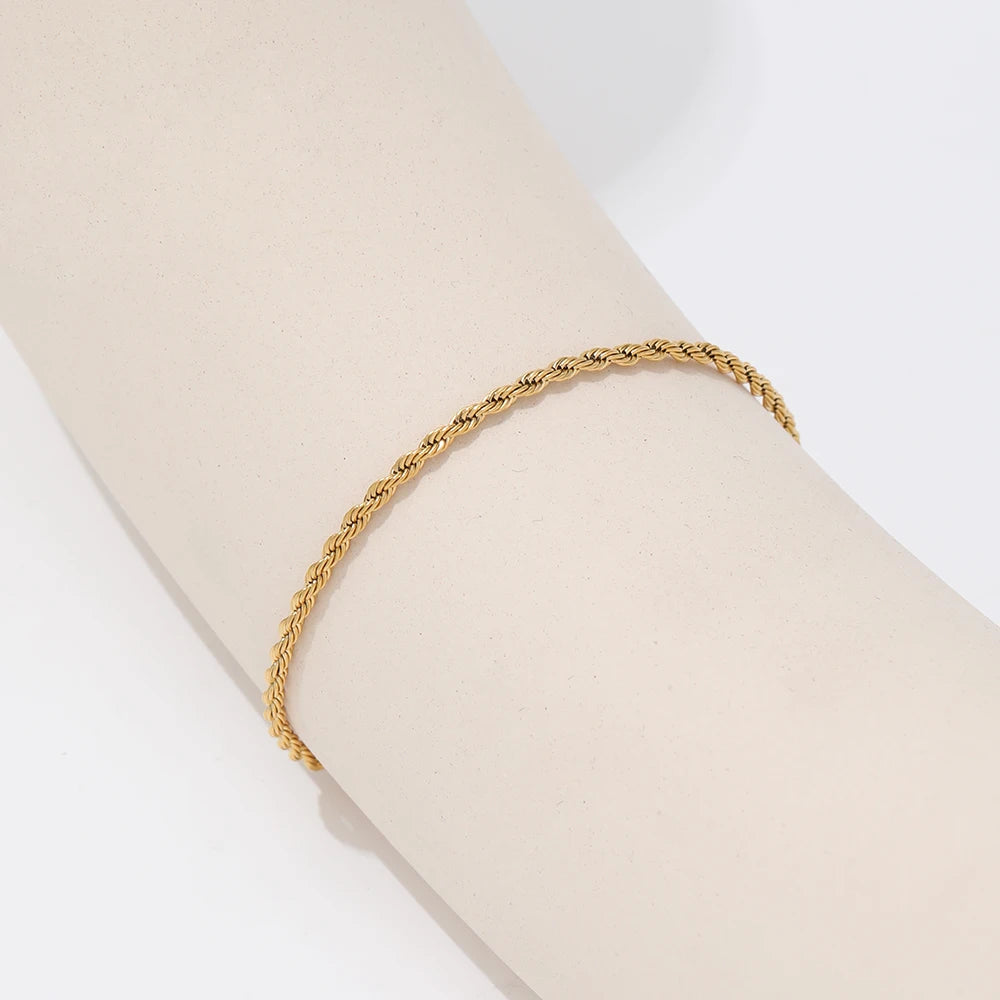 Helix. Bracelet worn