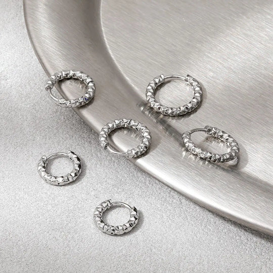 Ripple. Huggie detail