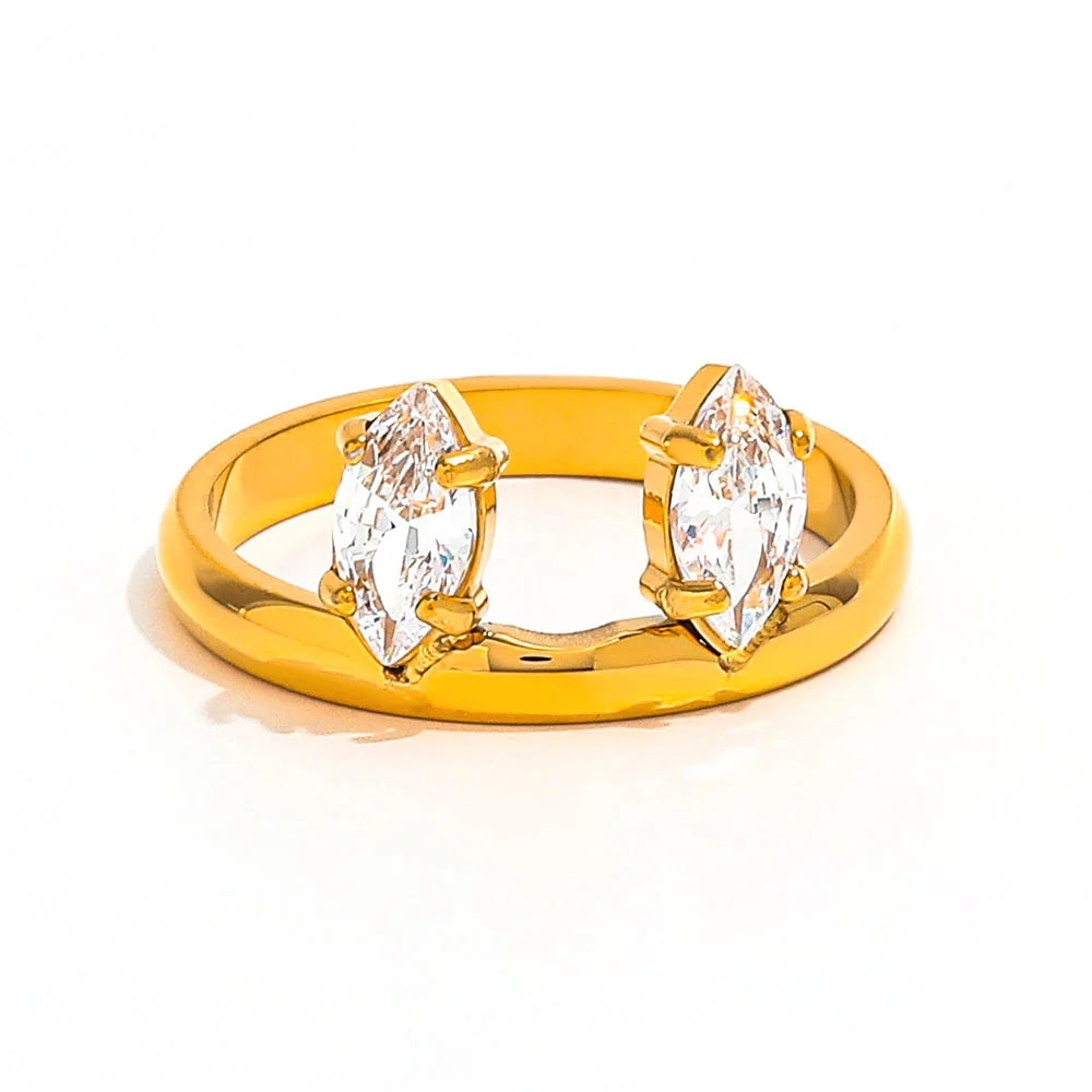Talon. Ring