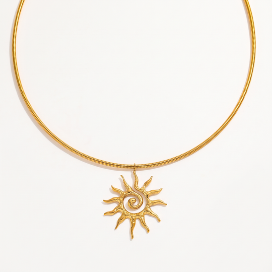 Serpent. Necklace - Gold