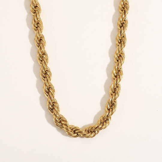 Twine. Necklace - Gold