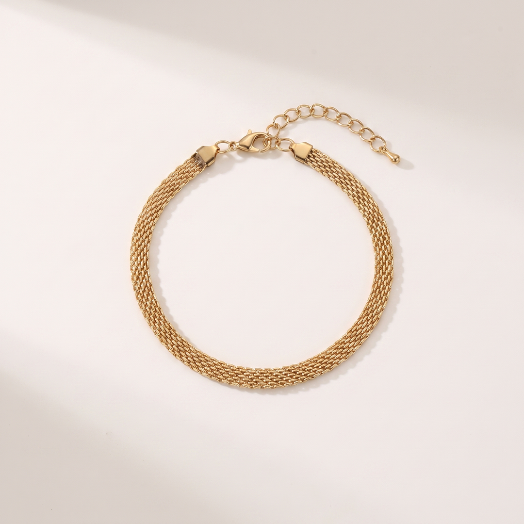 Strap. Choker - Gold