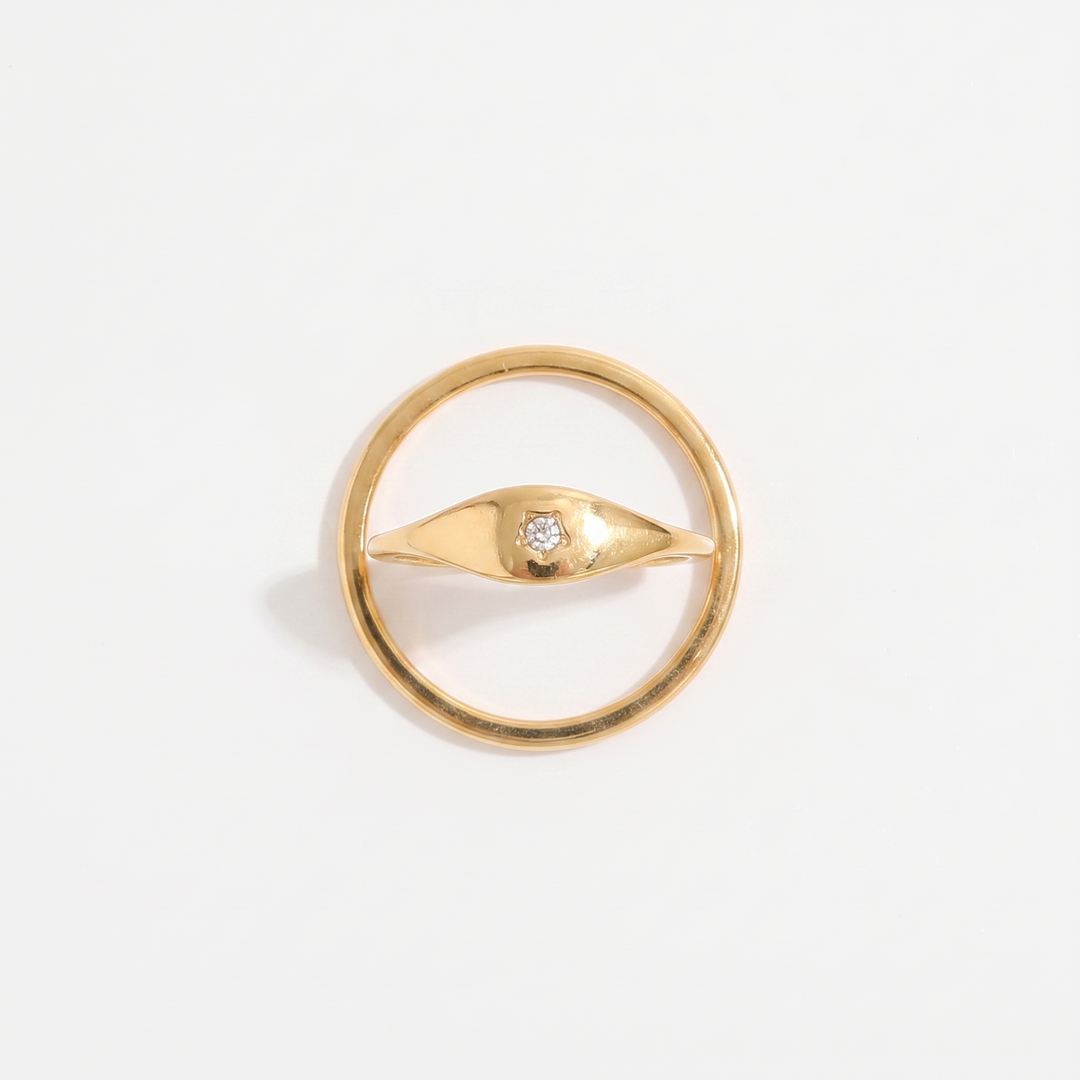 Point. Ring