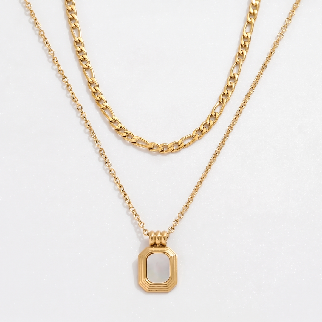 Tier. Necklace - White