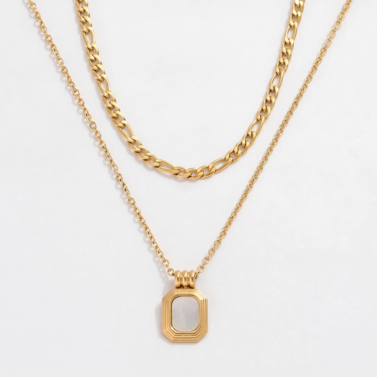 Tier. Necklace - White